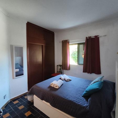 Апартаменти 6 Mourisca - Casas & Papeis Армасан-де-Пера Екстер'єр фото