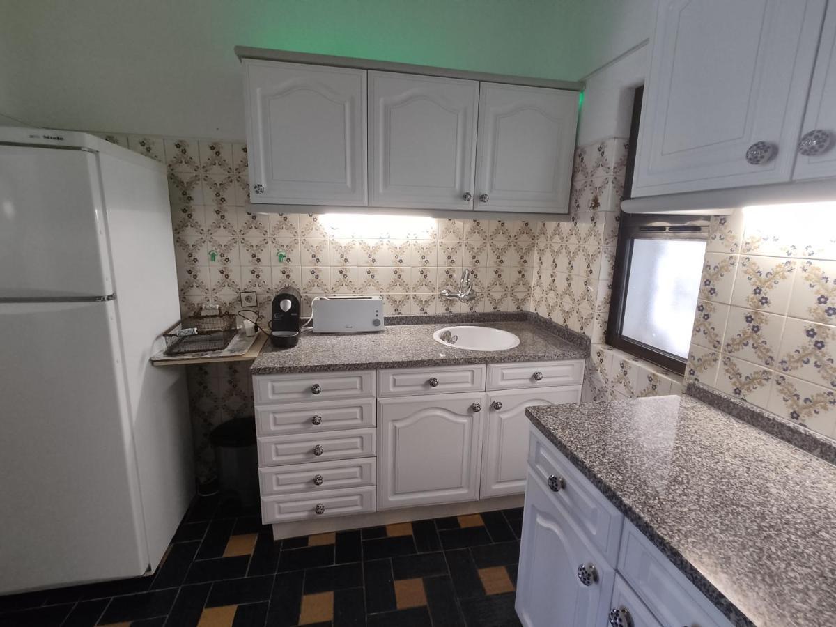 Апартаменти 6 Mourisca - Casas & Papeis Армасан-де-Пера Екстер'єр фото